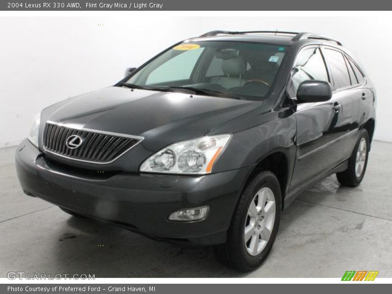 Front 3/4 View of 2004 RX 330 AWD