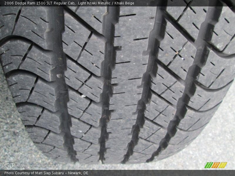 Light Khaki Metallic / Khaki Beige 2006 Dodge Ram 1500 SLT Regular Cab