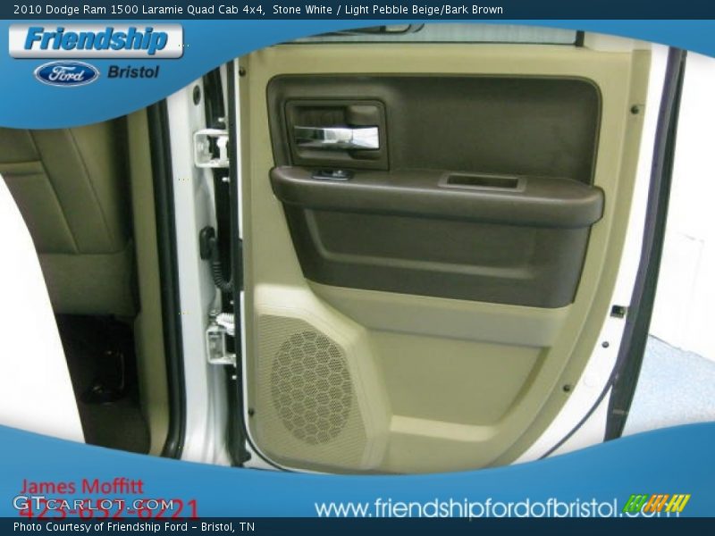 Stone White / Light Pebble Beige/Bark Brown 2010 Dodge Ram 1500 Laramie Quad Cab 4x4