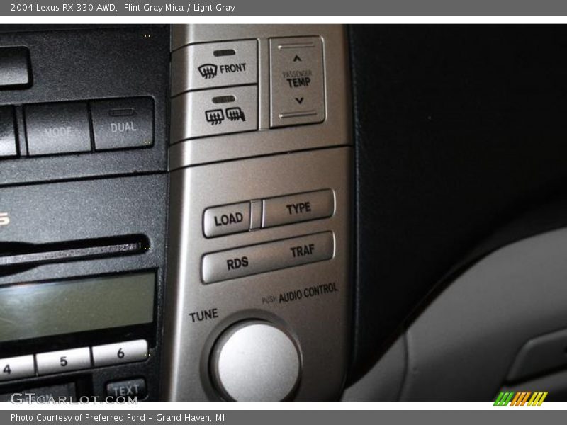 Controls of 2004 RX 330 AWD