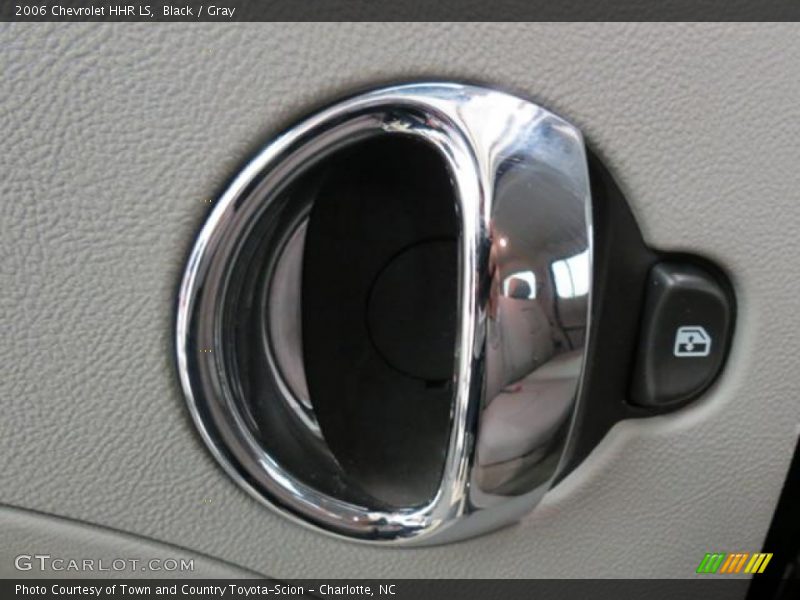 Black / Gray 2006 Chevrolet HHR LS