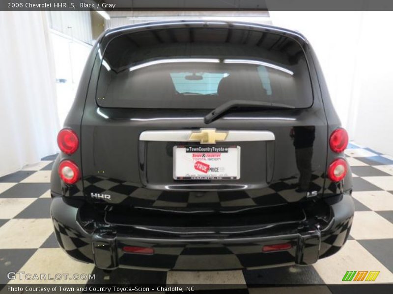 Black / Gray 2006 Chevrolet HHR LS