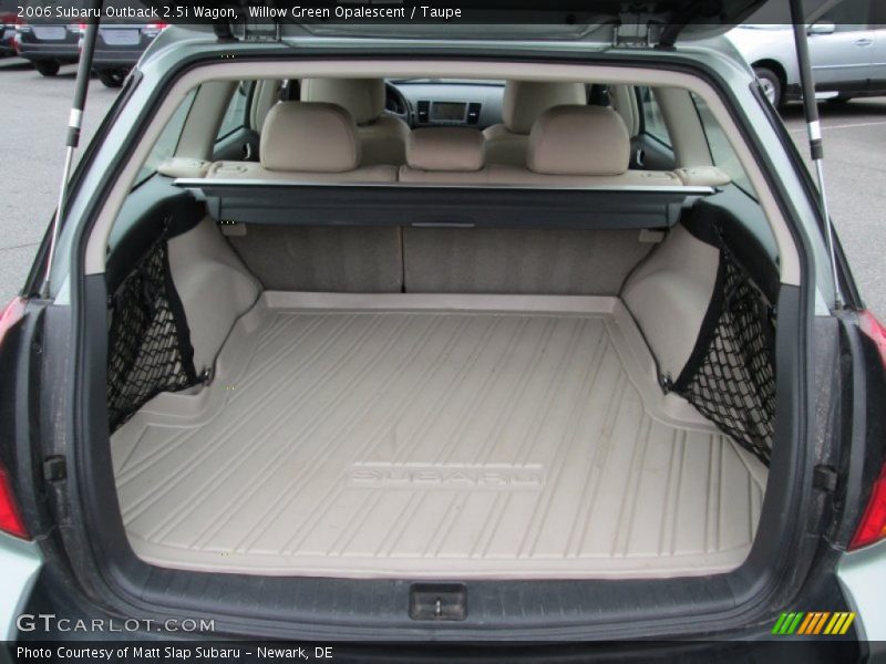 Willow Green Opalescent / Taupe 2006 Subaru Outback 2.5i Wagon
