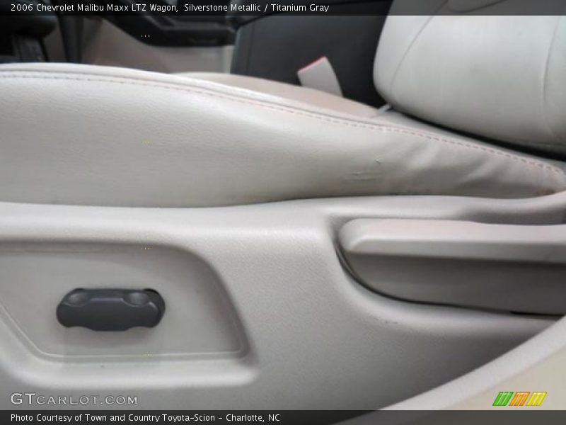 Silverstone Metallic / Titanium Gray 2006 Chevrolet Malibu Maxx LTZ Wagon