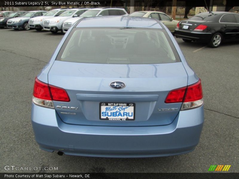 Sky Blue Metallic / Off-Black 2011 Subaru Legacy 2.5i