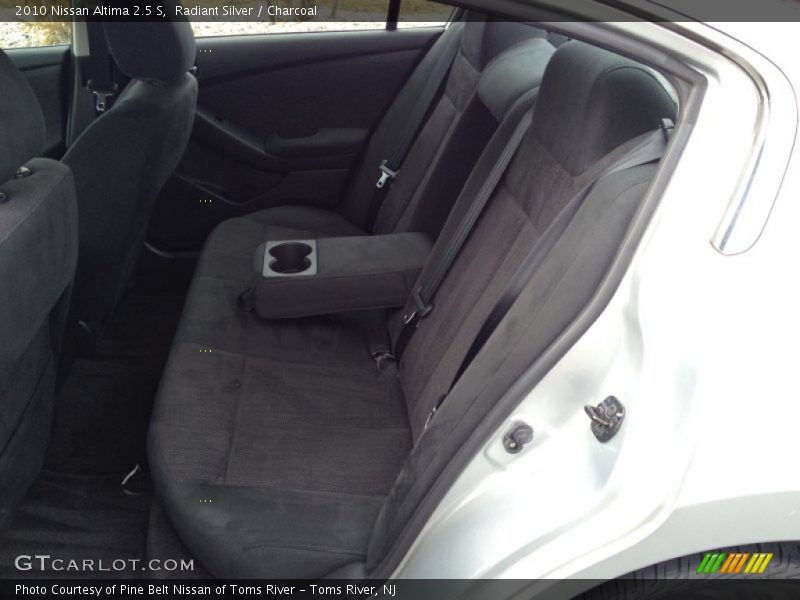 Radiant Silver / Charcoal 2010 Nissan Altima 2.5 S