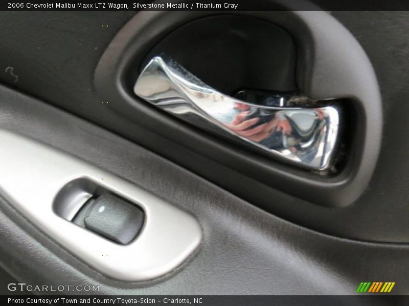 Silverstone Metallic / Titanium Gray 2006 Chevrolet Malibu Maxx LTZ Wagon