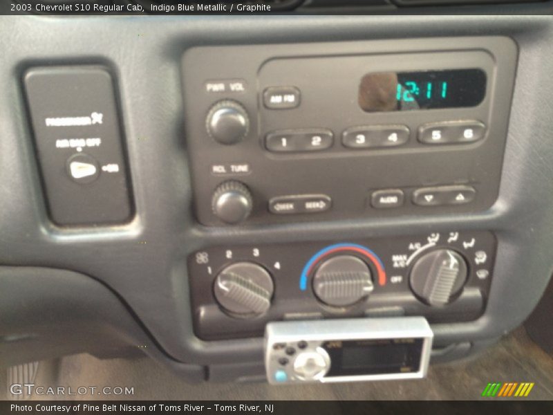 Indigo Blue Metallic / Graphite 2003 Chevrolet S10 Regular Cab