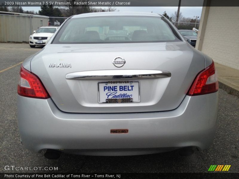 Radiant Silver Metallic / Charcoal 2009 Nissan Maxima 3.5 SV Premium