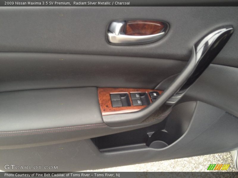Radiant Silver Metallic / Charcoal 2009 Nissan Maxima 3.5 SV Premium