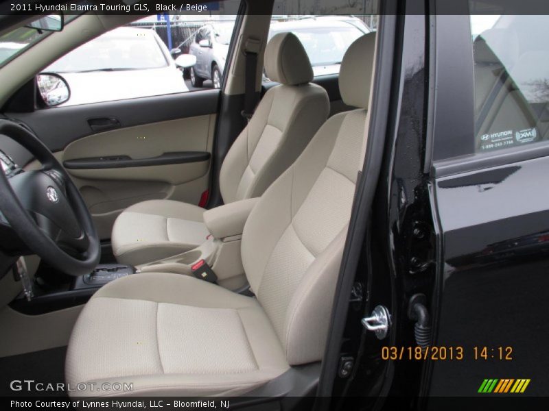 Black / Beige 2011 Hyundai Elantra Touring GLS