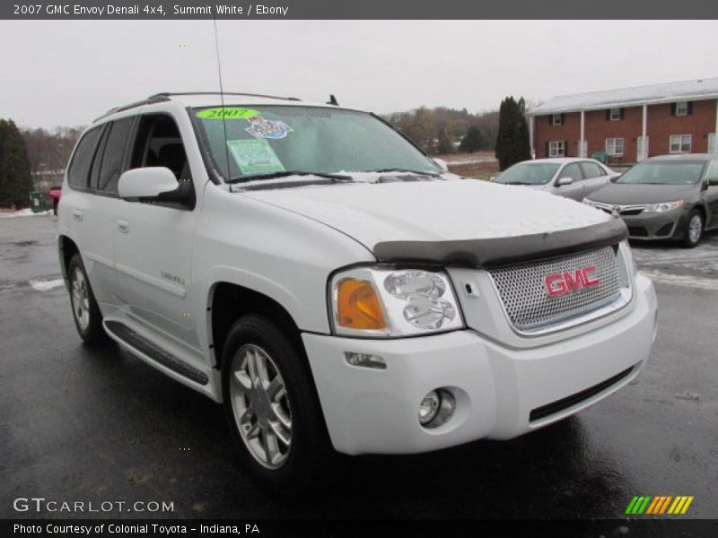 Front 3/4 View of 2007 Envoy Denali 4x4