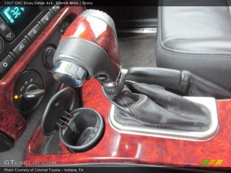Summit White / Ebony 2007 GMC Envoy Denali 4x4