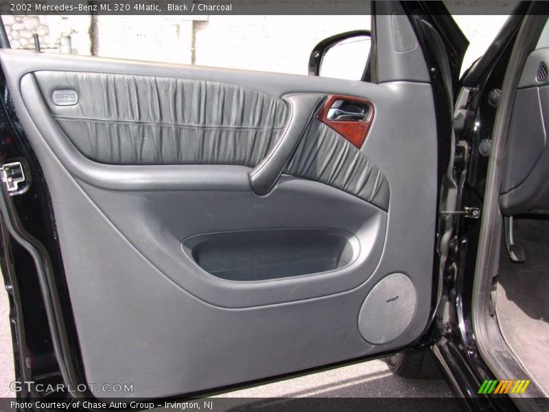 Black / Charcoal 2002 Mercedes-Benz ML 320 4Matic