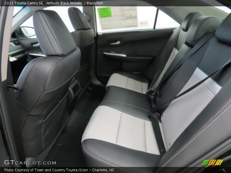 Attitude Black Metallic / Black/Ash 2013 Toyota Camry SE