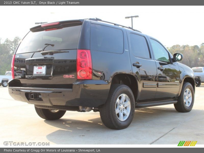 Onyx Black / Light Titanium 2013 GMC Yukon SLT