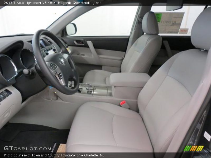Magnetic Gray Metallic / Ash 2013 Toyota Highlander V6 4WD