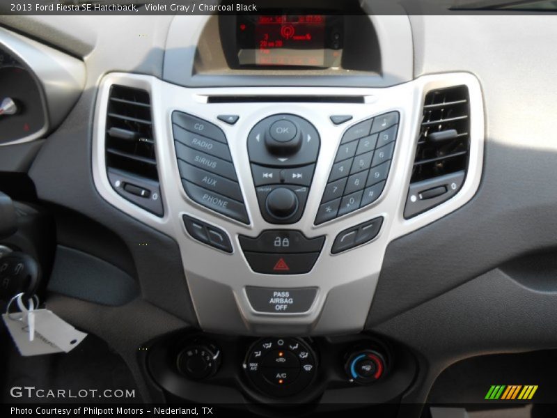 Violet Gray / Charcoal Black 2013 Ford Fiesta SE Hatchback