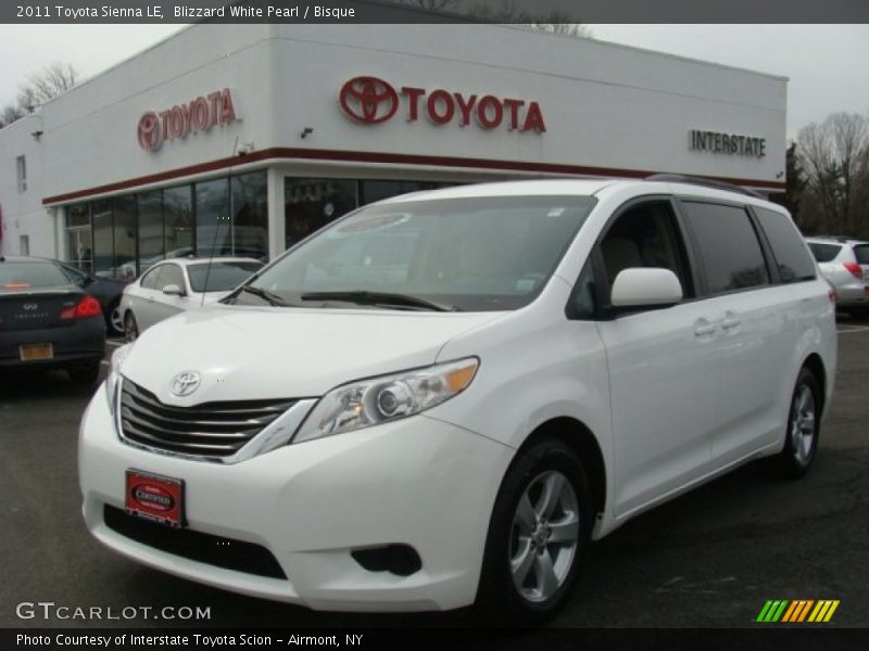 Blizzard White Pearl / Bisque 2011 Toyota Sienna LE