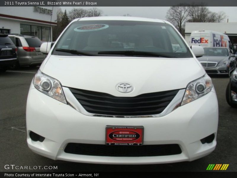 Blizzard White Pearl / Bisque 2011 Toyota Sienna LE