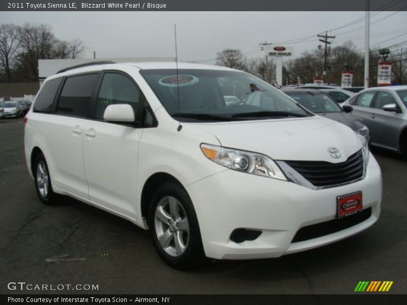 Blizzard White Pearl / Bisque 2011 Toyota Sienna LE