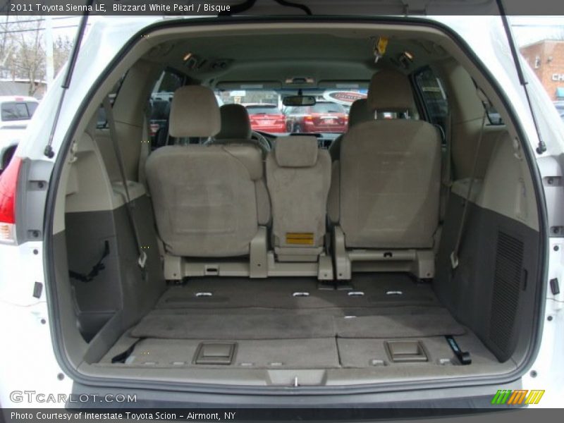 Blizzard White Pearl / Bisque 2011 Toyota Sienna LE