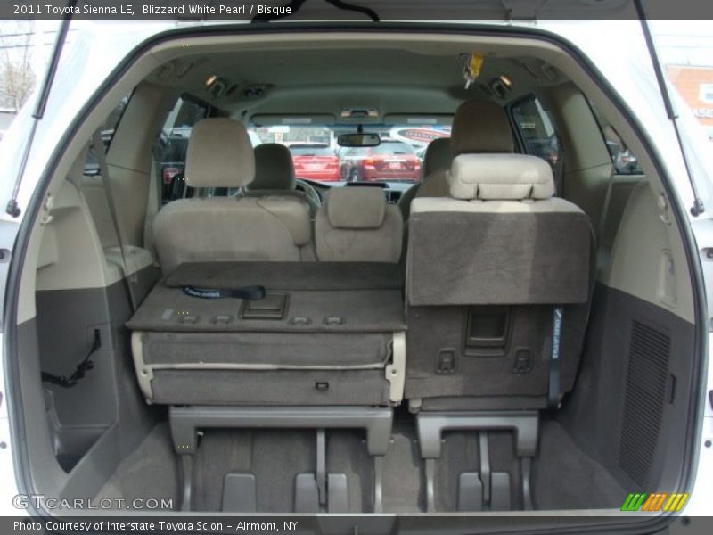 Blizzard White Pearl / Bisque 2011 Toyota Sienna LE