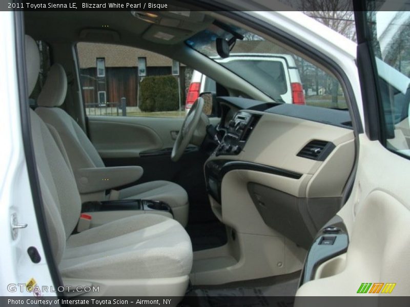 Blizzard White Pearl / Bisque 2011 Toyota Sienna LE