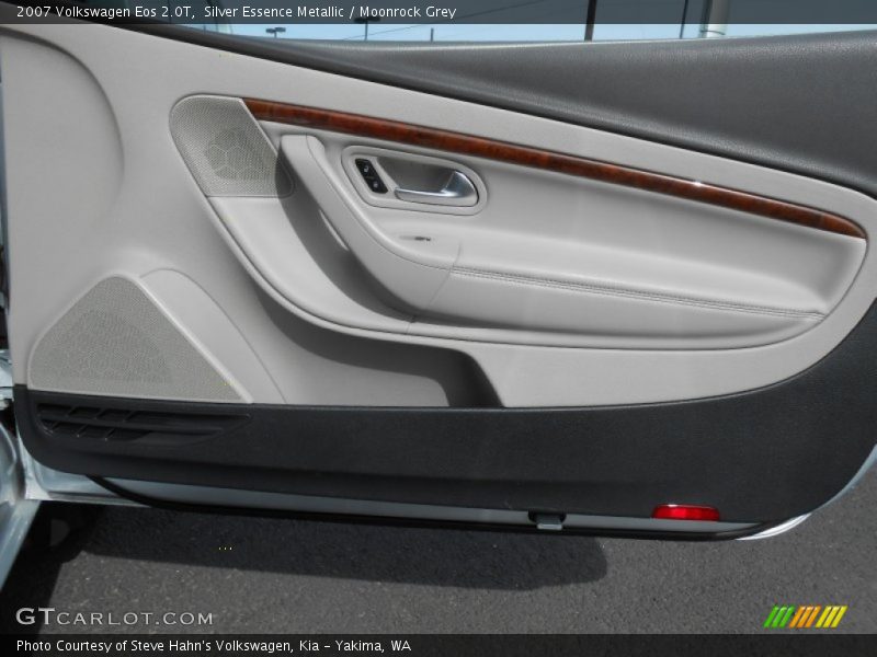 Silver Essence Metallic / Moonrock Grey 2007 Volkswagen Eos 2.0T