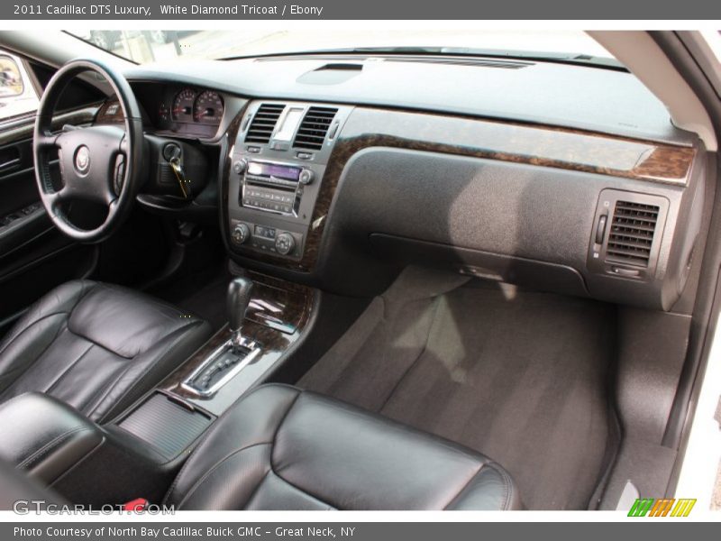 White Diamond Tricoat / Ebony 2011 Cadillac DTS Luxury
