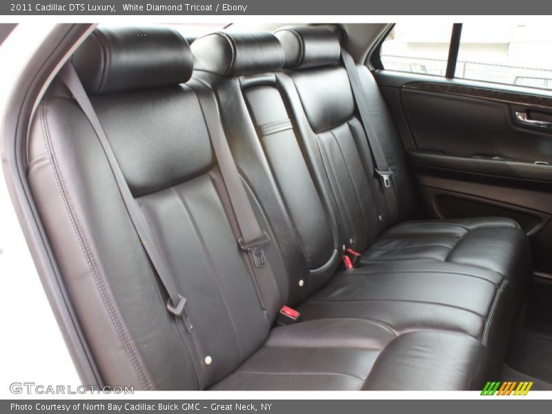 White Diamond Tricoat / Ebony 2011 Cadillac DTS Luxury