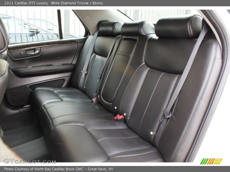 White Diamond Tricoat / Ebony 2011 Cadillac DTS Luxury