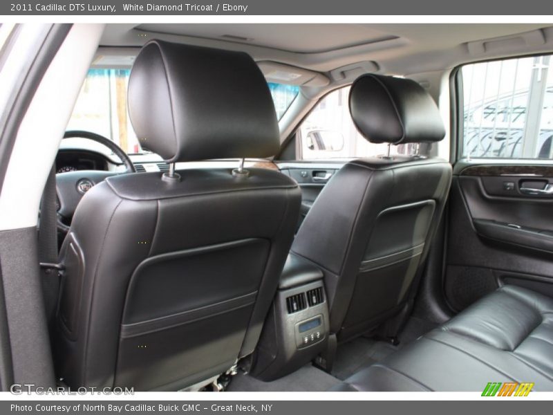White Diamond Tricoat / Ebony 2011 Cadillac DTS Luxury