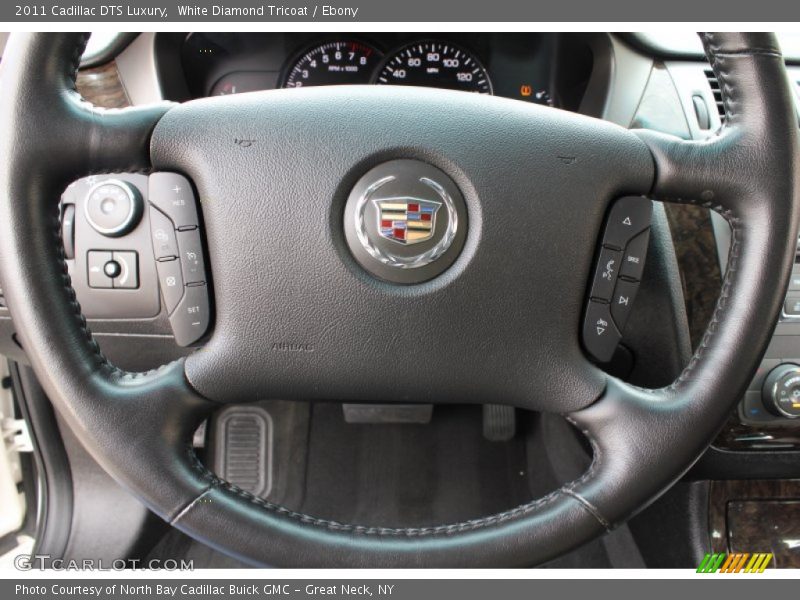 White Diamond Tricoat / Ebony 2011 Cadillac DTS Luxury