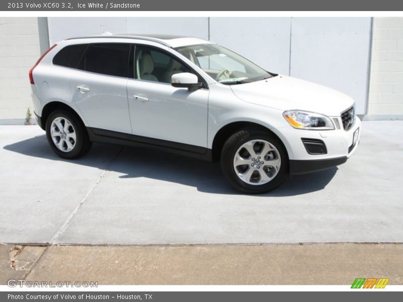 Ice White / Sandstone 2013 Volvo XC60 3.2