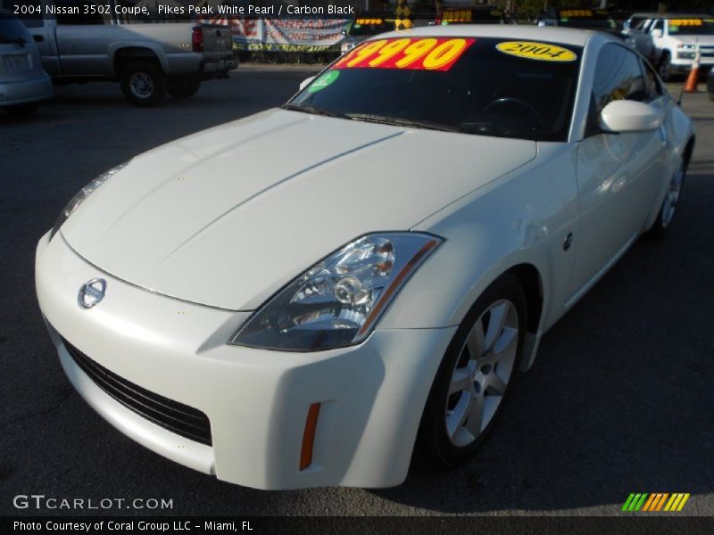 Pikes Peak White Pearl / Carbon Black 2004 Nissan 350Z Coupe
