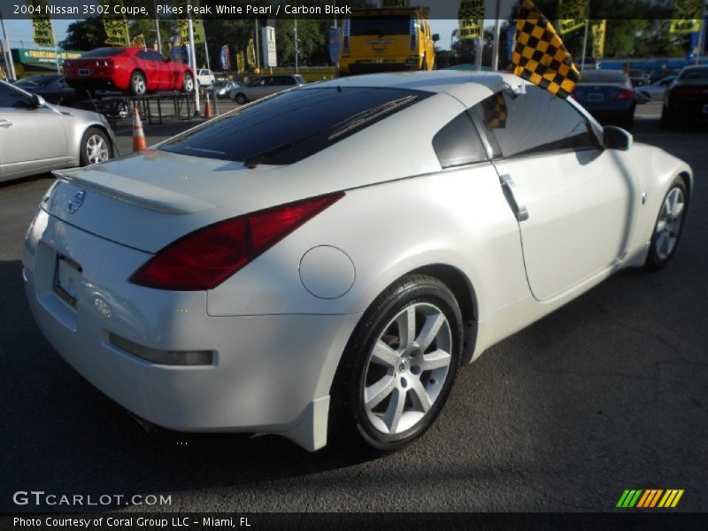 Pikes Peak White Pearl / Carbon Black 2004 Nissan 350Z Coupe
