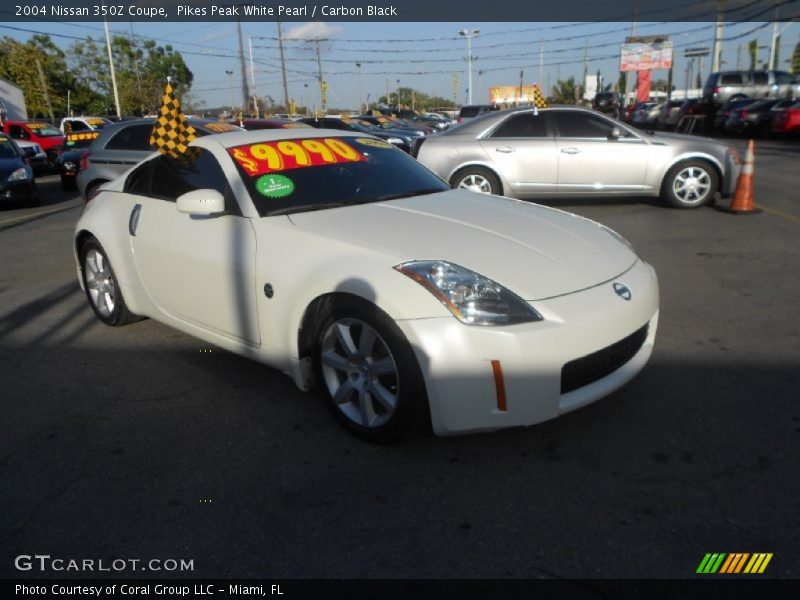 Pikes Peak White Pearl / Carbon Black 2004 Nissan 350Z Coupe