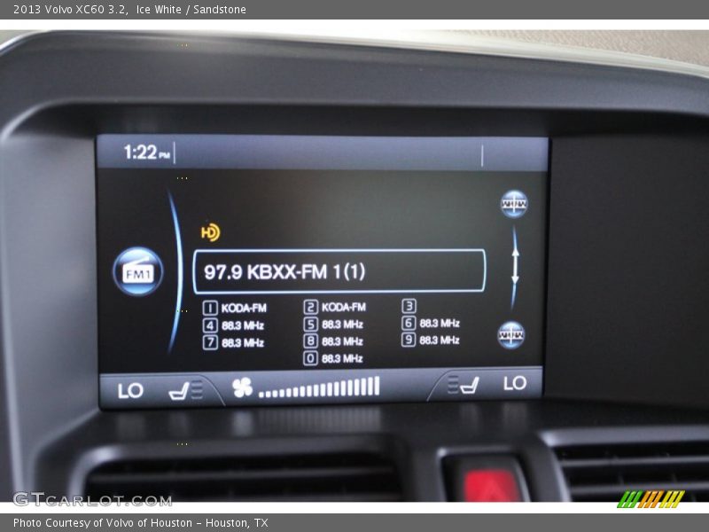Ice White / Sandstone 2013 Volvo XC60 3.2