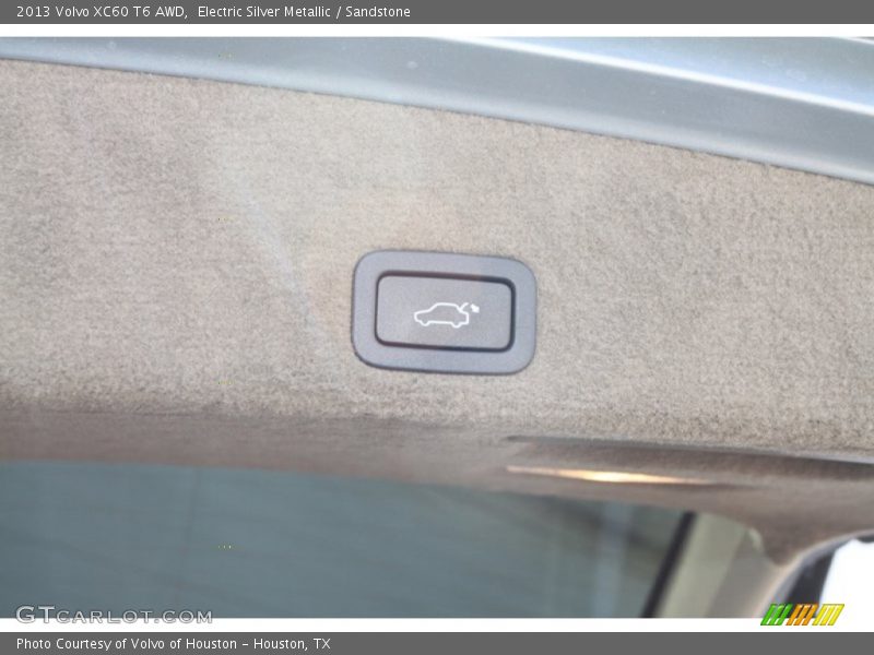 Electric Silver Metallic / Sandstone 2013 Volvo XC60 T6 AWD