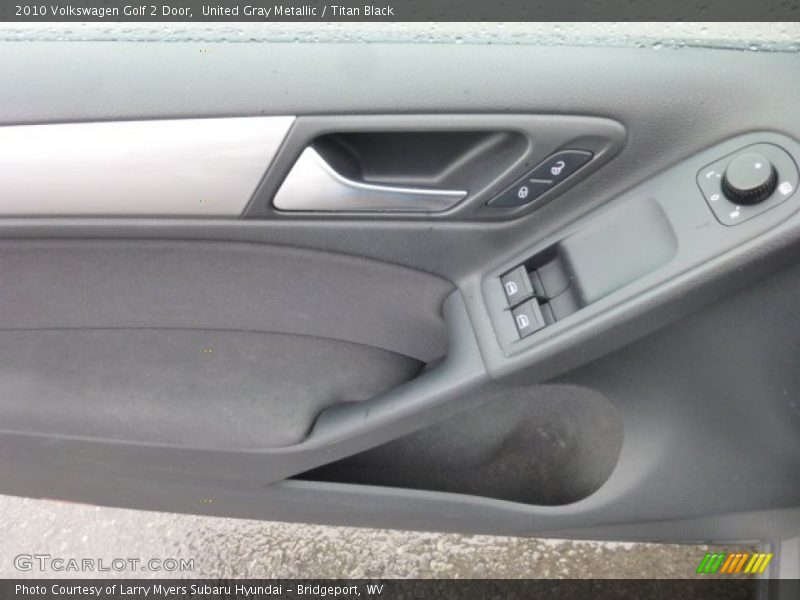 United Gray Metallic / Titan Black 2010 Volkswagen Golf 2 Door