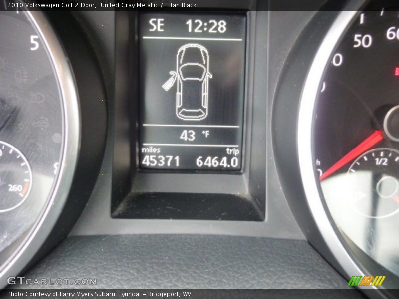 United Gray Metallic / Titan Black 2010 Volkswagen Golf 2 Door