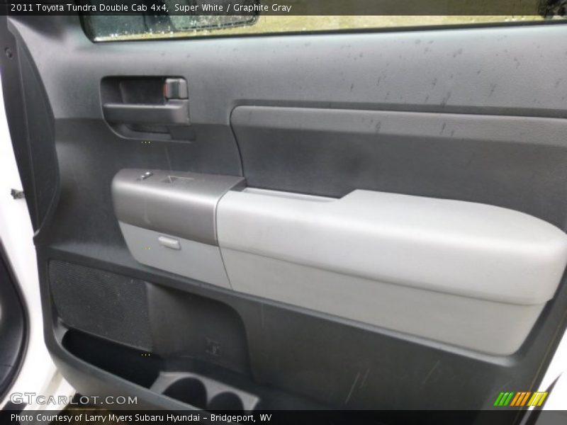 Super White / Graphite Gray 2011 Toyota Tundra Double Cab 4x4