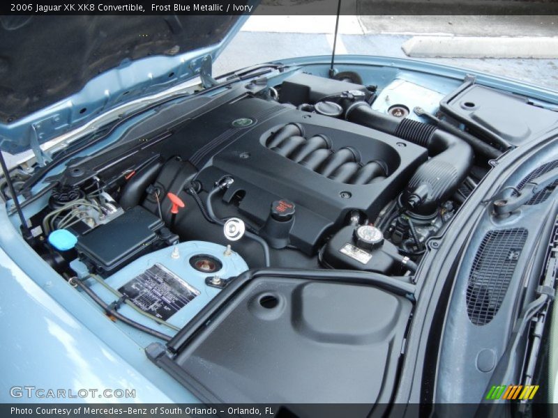  2006 XK XK8 Convertible Engine - 4.2 Liter DOHC 32-Valve VVT V8