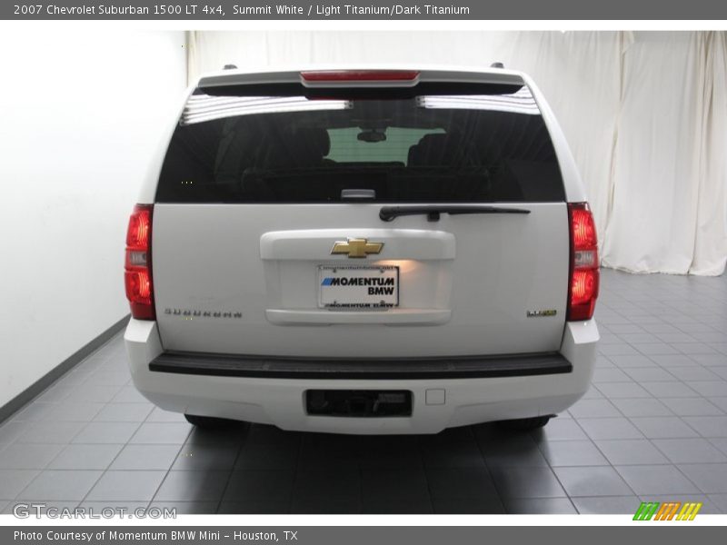 Summit White / Light Titanium/Dark Titanium 2007 Chevrolet Suburban 1500 LT 4x4