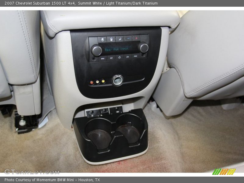 Summit White / Light Titanium/Dark Titanium 2007 Chevrolet Suburban 1500 LT 4x4