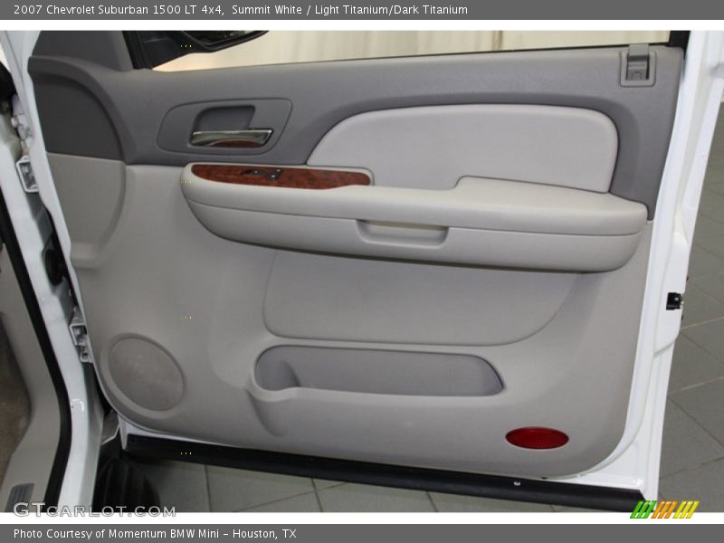 Summit White / Light Titanium/Dark Titanium 2007 Chevrolet Suburban 1500 LT 4x4