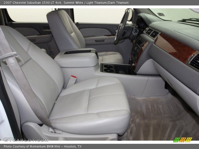 Summit White / Light Titanium/Dark Titanium 2007 Chevrolet Suburban 1500 LT 4x4
