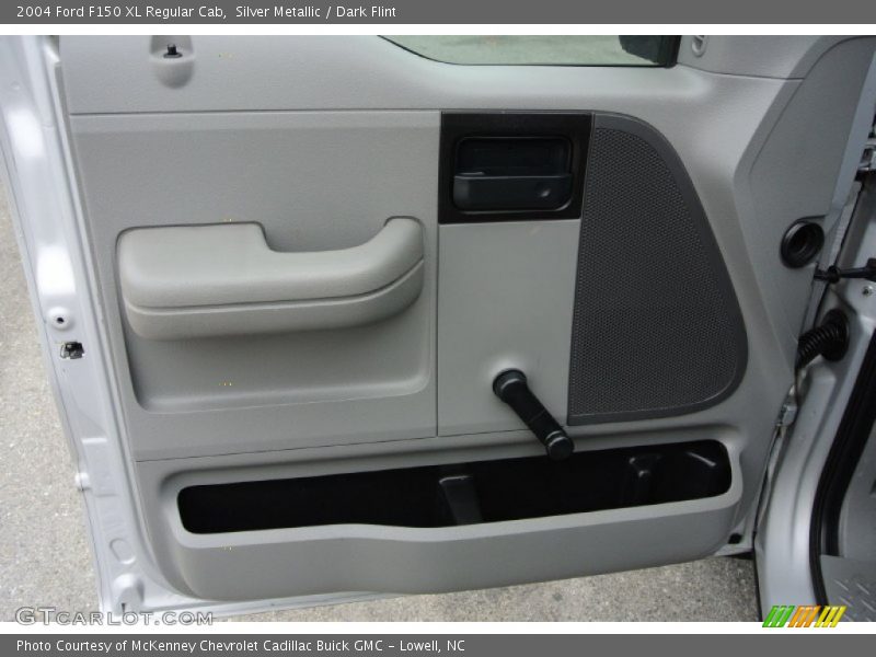 Silver Metallic / Dark Flint 2004 Ford F150 XL Regular Cab