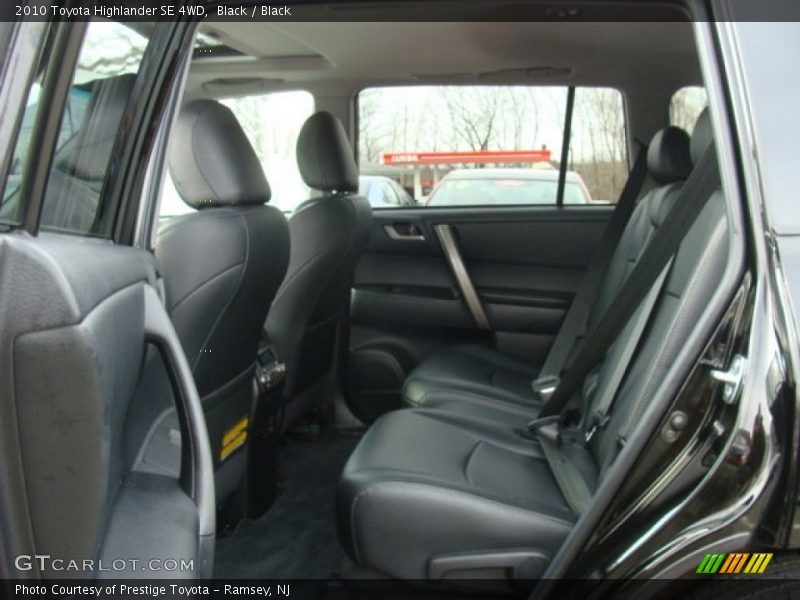 Black / Black 2010 Toyota Highlander SE 4WD